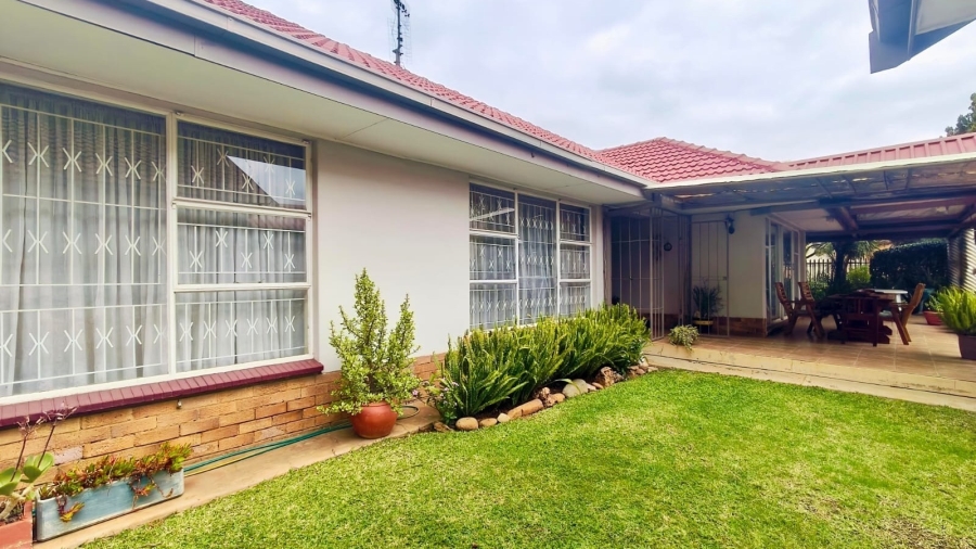 3 Bedroom Property for Sale in Potchefstroom North West